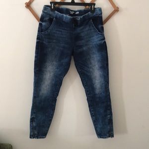 Levi Denizen jegging jogger